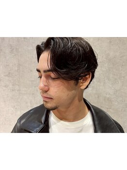 毎朝のスタイリング◎再現性重視のトレンドを意識したメンズカジュアルで周りと差をつける