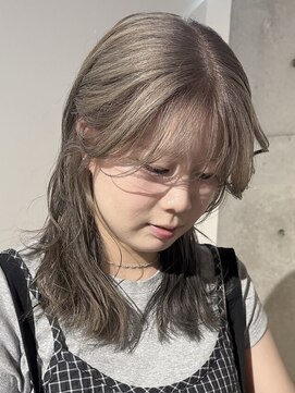 スリバー(sliver) ブリーチハイライト髪質改善ダブルカラーレイヤーカット