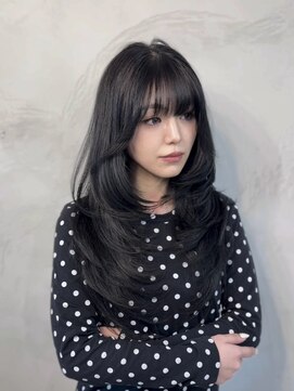 ソアバイリコヘアー(soar by LiCO Hair) レイヤーカット/ブリーチで落ちる黒/トリートメント 沖縄 北谷