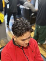 バーバーブロス(BAR BER bro's)&nbsp;メンズフェザーパーマ/刈り上げセンターパート/ニュアンスパーマ