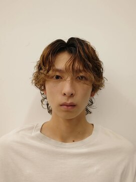 テンション(tension) メンズカットシャドウパーマニュアンスパーマ眉毛カット札幌大通