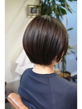 ポタム 東中野(potamu) ショートボブ