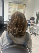 トータルビューティサロン シェリ(total beauty salon cheri)&nbsp;ハイライト×ミディアムレイヤ-