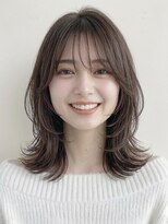 アプリール 北見(Aprire)&nbsp;韓国風くびれミディ透明感ミルクティーベージュレイヤー夏カラー
