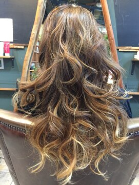 エイチエスプラス ヘアサロン(hs plus hair salon) 外国人風ブレンダーカラー