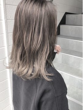 ヘアーワークスヴィクサス(HAIR WORKS VIXUS) 大人気グラデーショングレージュ☆