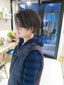 リンカラン ルリエ(LINGKARAN Relier) 耳かけショートボブ