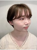 うざバングなハンサムショート。