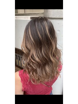 ラフ 難波店(LAFF) #黒髪#ボブルフ#ネビージュ#小顔#ワンレン