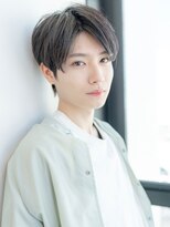 メゾンバイハバナ(maison by HAVANA)&nbsp;波巻きセンターパートハイライトツーブロックマッシュ