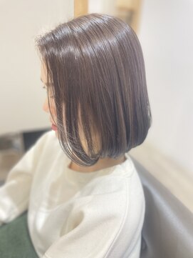 ヴィヴァーチェ 摂津本山(Vivace+) 艶髪アッシュベージュボブ