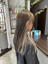 アールトゥーヘアー(art To Hair)&nbsp;ロングヘアー／インナーカラー／ハイトーンカラー