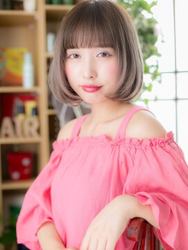 カバーヘア ブリス 志木南口駅前店(COVER HAIR bliss) ハイトーンカラー前下がり小顔透け感ミニボブc6志木10代20代30代