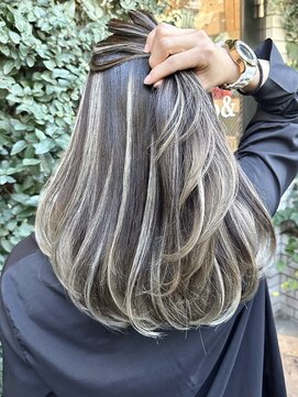 ディモアンド 表参道(Dimo&) ハイライト/イメチェン/ホワイトブロンド/外ハネボブ/美髪/