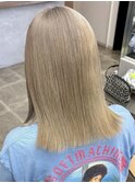 ミルクティーベージュカラー　ケアブリーチカラー　ミディアム