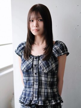 ヒペリカム(hypericum) 顔まわりレイヤー/20代/30代/40代/50代