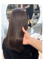 ティア(Tia.)&nbsp;ミディアム/グレージュ/韓国風/髪質改善トリートメント/縮毛矯正