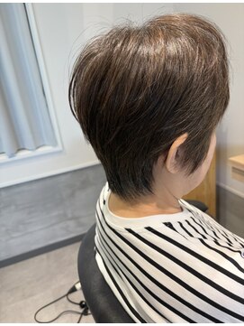 ラ ペ(LAPAIX) 美シルエットの上品ミセスショート