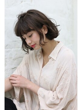 ネオリーブ シュシュ 神保町店(Neolive susu) 耳かけおしゃれボブ