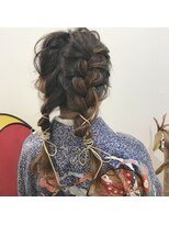 ジオ(gio)&nbsp;卒業式・謝恩会ヘアアレンジ