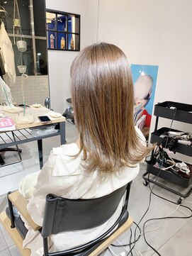 美容室 ツリー(Tree) ノンブローでおさまる大人スタイル『Tree hairsalon 』本厚木