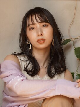 アトリエ フェム(atelier.fem) 【柔らか＊暗髪アッシュ】