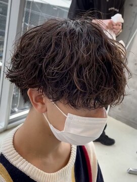 ウェイビーエフティフィフス 横浜西口(WAVEY ft.fifth) 波巻きスパイラルパーマメンズマッシュツーブロックメンズパーマ