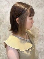 ダブルバイグリッター(W by GRITTERs)&nbsp;イヤリングカラー　インナーカラー　ベージュ　ボブ　20代30代