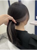 インナーカラーミルクティーベージュシルバーイヤリングカラー