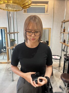 アソビ(Asobi) 【ブリーチ1回～】ミルキーベージュ