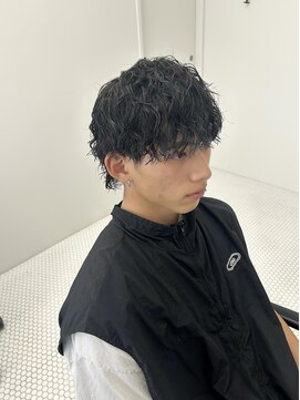 ブリックメン(BLICMEN.) 束感スパイラルパーマ