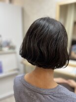 モモ(MOMO)&nbsp;グラデーションボブ