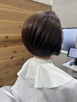 リーク(LEEK) “まとまりやすい大人っぽショート”