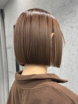 ラフ 新宿(Laff) 切りっぱなしボブミニボブぱつっとボブ暗髪ボブ/縮毛矯正/新宿