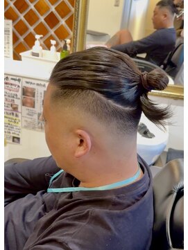 レガーレ(Legare) スキンフェード×マンバン