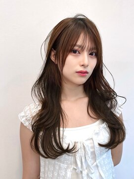 カシュカシュ 表参道(cache cache) 韓国ヘアレイヤーカット薄め前髪顔周りロングレイヤー