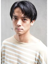 レジュアル(RESSUAL)&nbsp;刈り上げセンターパートブルーブラックフェザーパーマ