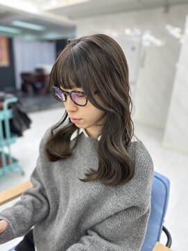 エミン(emyn) ブリーチなし◎オリーブカラー/艶髪/髪質改善/縮毛矯正/代々木