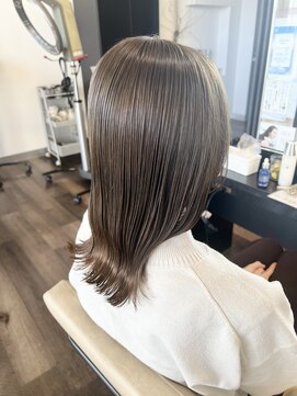 オリーブベージュ/ミディアム/トリートメント/髪質改善/