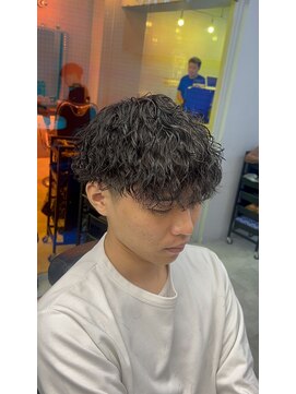 刈部倶楽舞 ツイストスパイラルパーマ/メンズパーマ