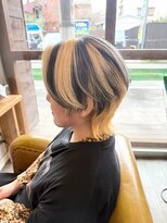 トルチェ(toRtue) セクションカラー コントラストカラー センターパートウルフ