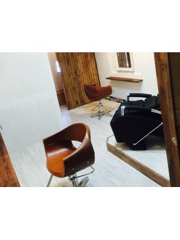 【東三国/新大阪】マンツーマン施術◎気さくなマルチデザイナーが"貴女の素敵"を一緒に考えてくれる◆