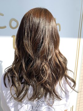 コノアラボ 守谷店(Conoah labo) 大人可愛いゆるふわ愛され髪。ヌーディーベージュ【守谷】