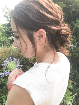 ケーツー あべのキューズモ－ル店(K-two) [K-two]ヘアアレンジ＊センターパート/お団子[天王寺/阿倍野]