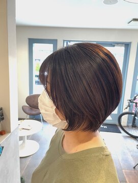 ヘアーズ ドレッサー(HAIR'S DRESSER.) ショートボブ