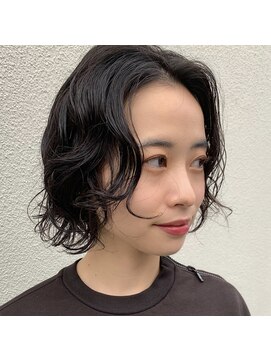 ファヴォリ(favori) 【favori 自由が丘】黒髪パーマボブ