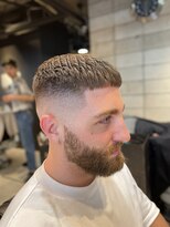 フランクスバーバー アンド ビアークラブ(FRANK'S BARBER and BEER CLUB)&nbsp;スキンハイフェードクロップスタイル