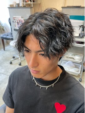 ジュンヌオム リンカラン(Jeune Homme LINGKARAN) ツイストスパイラル×センターパート