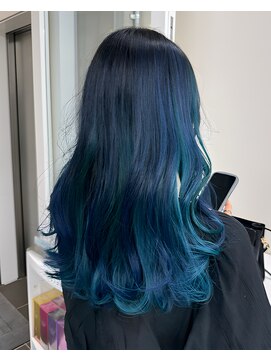 アライブ キチジョウジ(ALIVE Kichijoji) 【ALIVE吉祥寺】ネイビーブルーバレイヤージュカラー