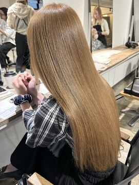 ニュート(Neut ) ケアブリーチダブルカラーミルクティーベージュレイヤーカット